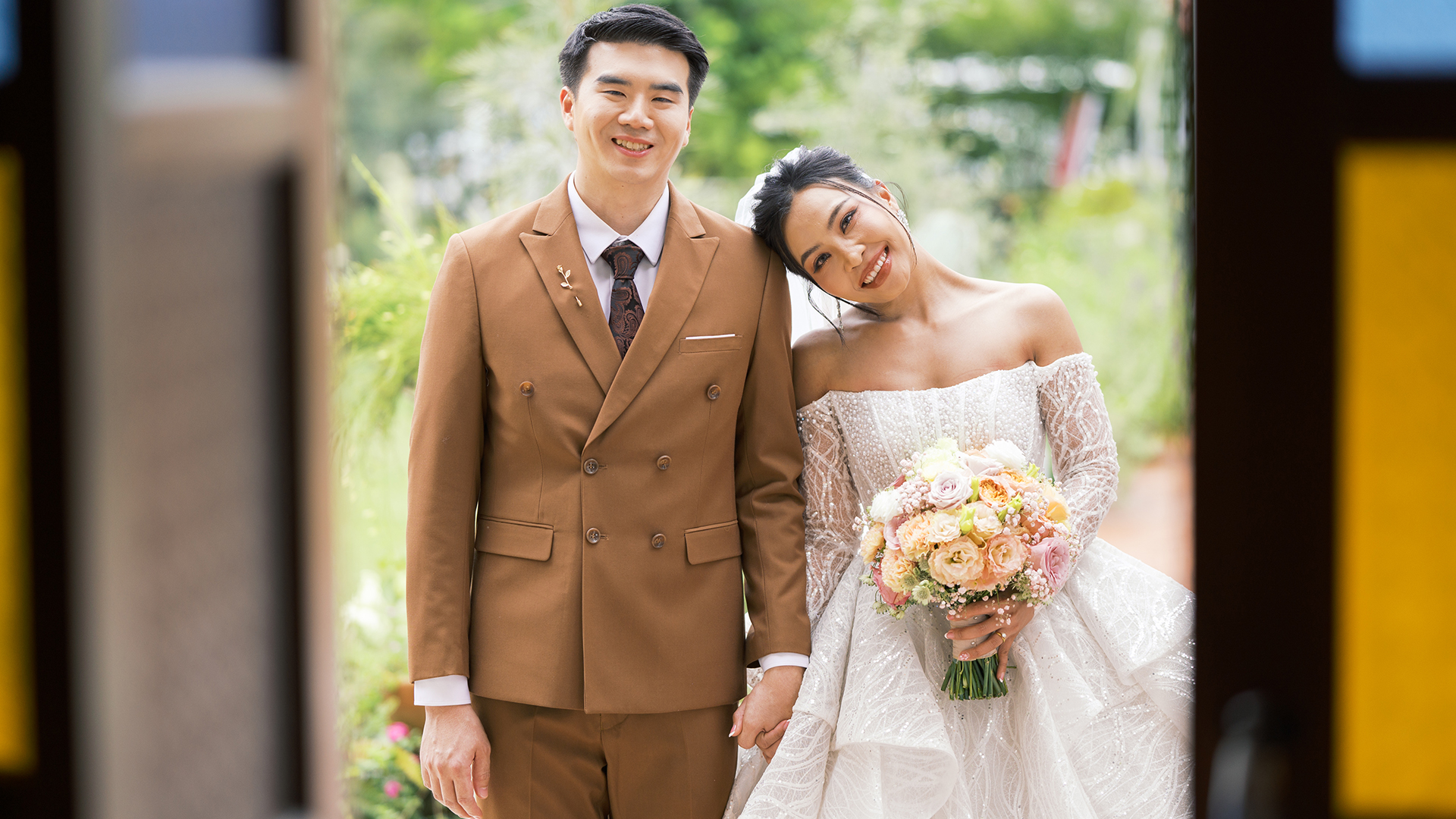 thai wedding photo at Maison de Mamie wedding venue, garden wedding, Thai wedding ceremony, Thailand wedding destination,
Thailand wedding venue, vintage wedding
