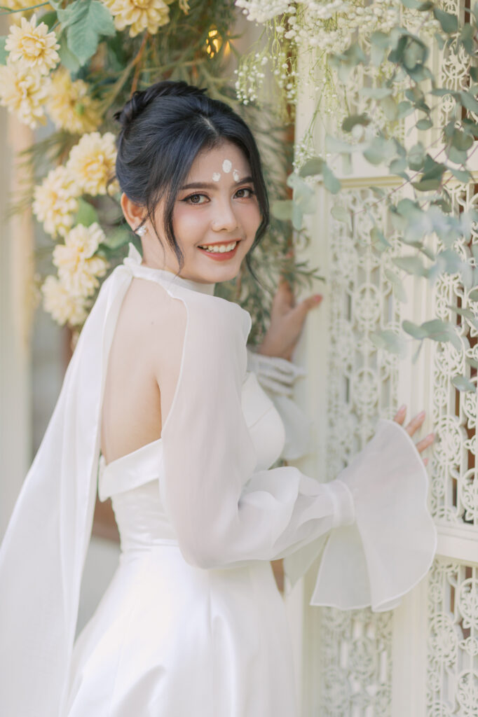 thai wedding photo at Maison de Mamie wedding venue