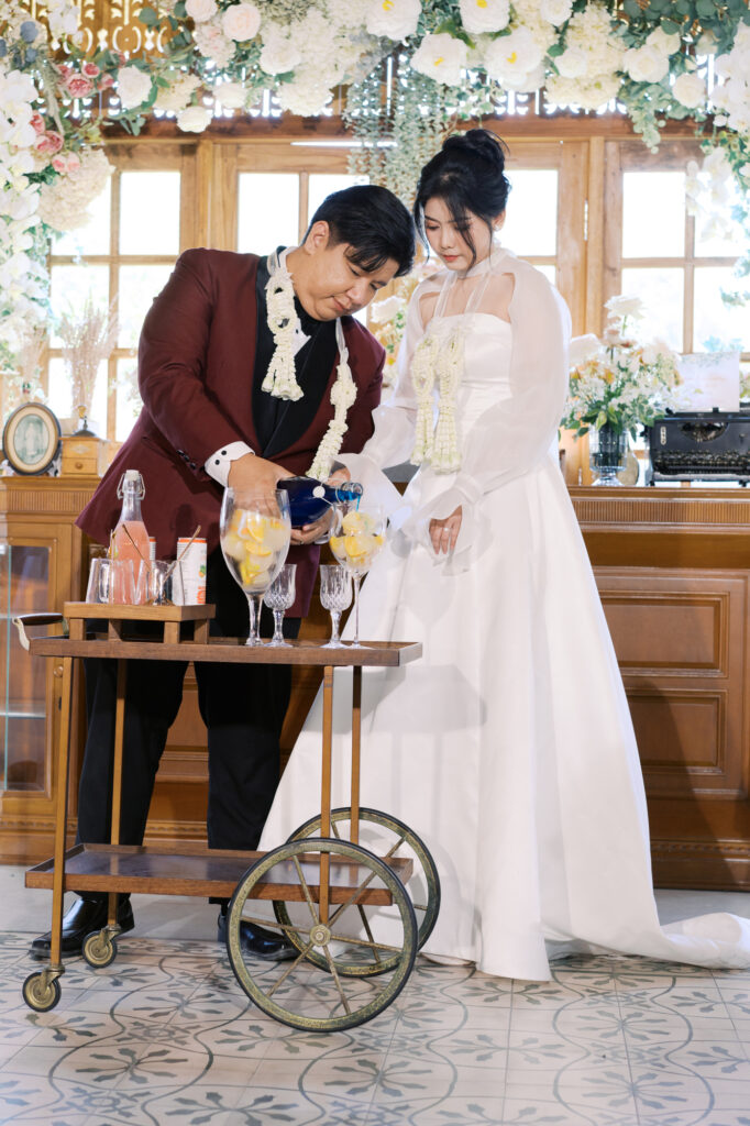 thai wedding photo at Maison de Mamie wedding venue