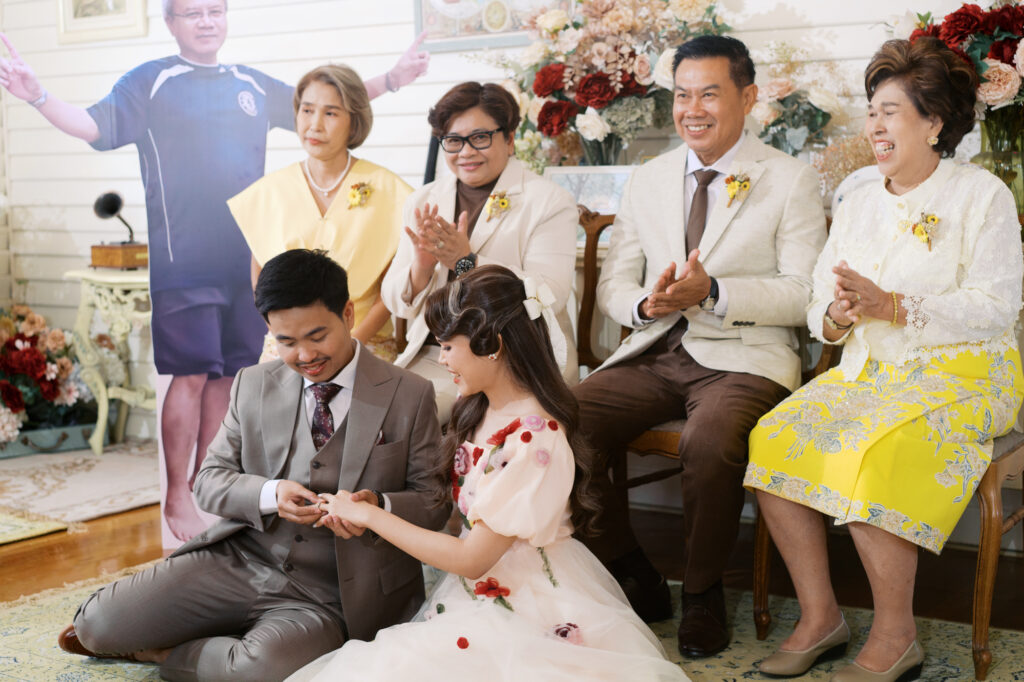 thai wedding photo at Maison de Mamie wedding venue, garden wedding, Thai wedding ceremony, Thailand wedding destination,
Thailand wedding venue, vintage wedding