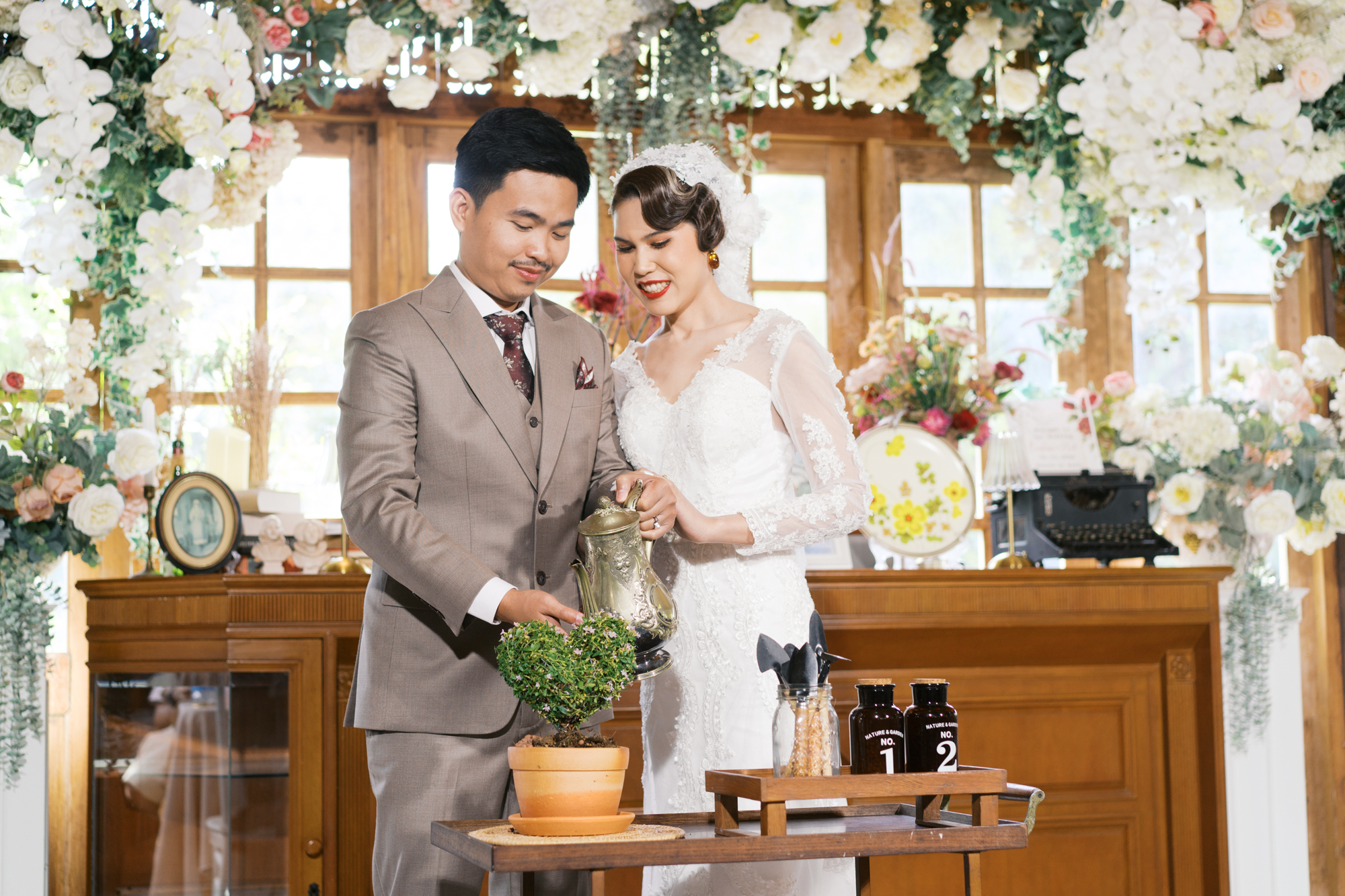 thai wedding photo at Maison de Mamie wedding venue, garden wedding, Thai wedding ceremony, Thailand wedding destination,
Thailand wedding venue, vintage wedding