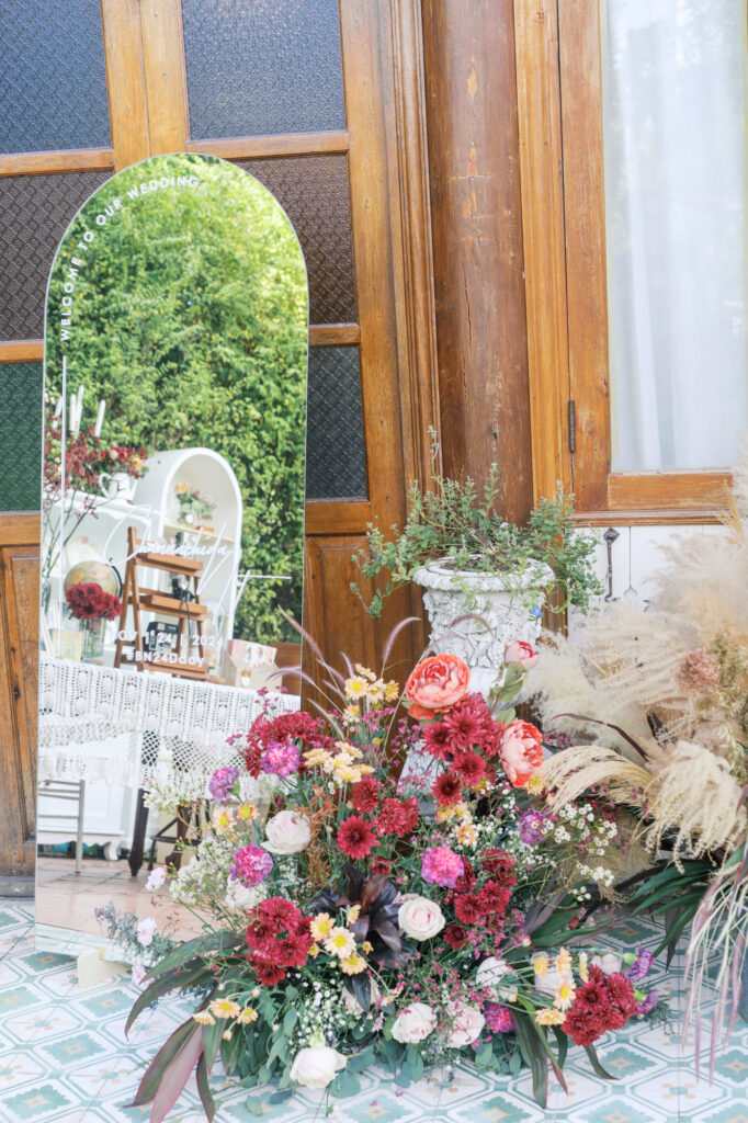 thai wedding photo at Maison de Mamie wedding venue, garden wedding, Thai wedding ceremony, Thailand wedding destination,
Thailand wedding venue, vintage wedding