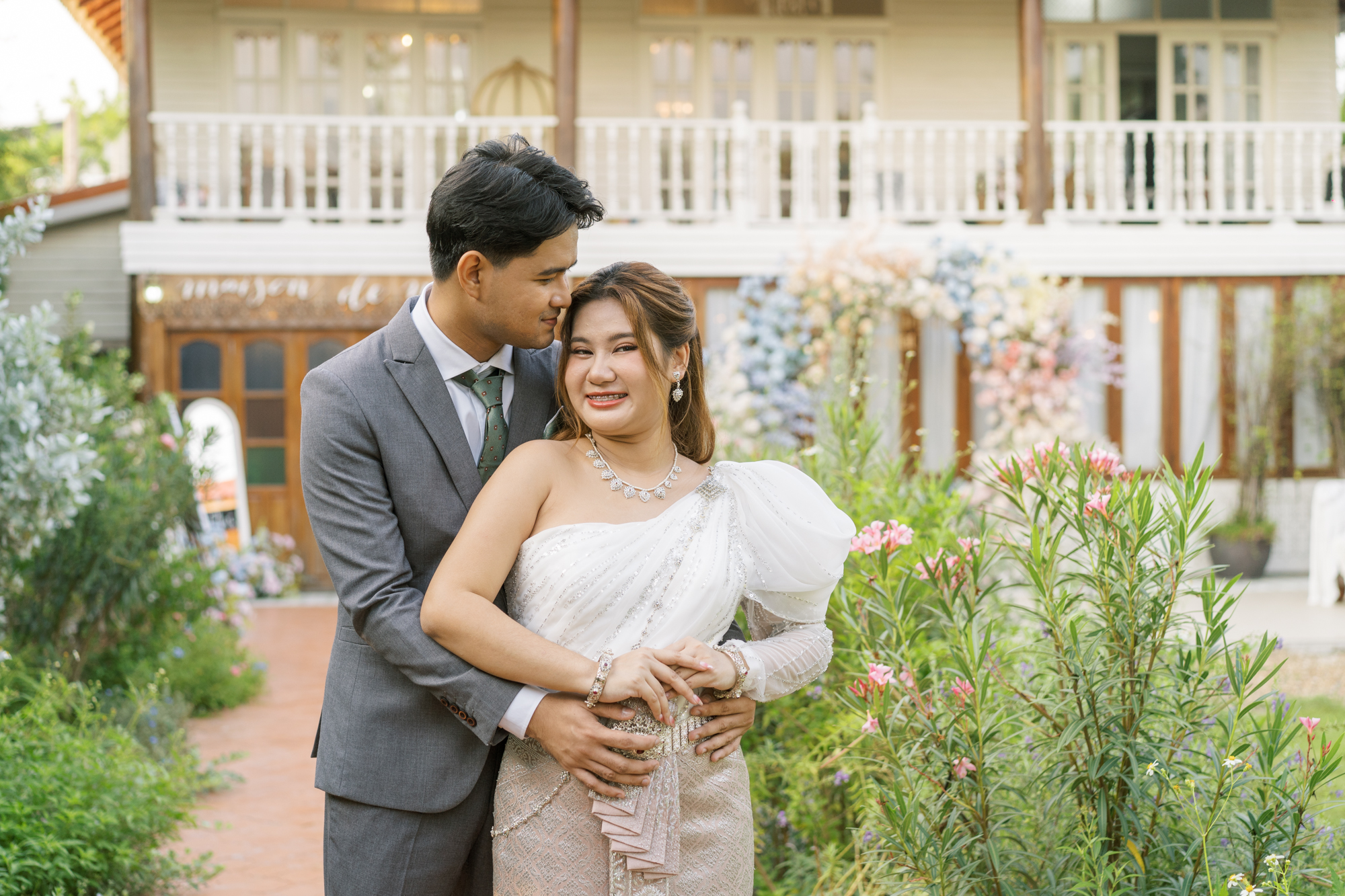 thai wedding photo at Maison de Mamie wedding venue
