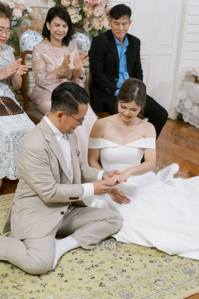 thai wedding photo at Maison de Mamie wedding venue, garden wedding, Thai wedding ceremony, Thailand wedding destination,
Thailand wedding venue