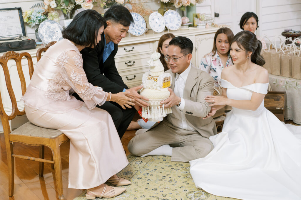 thai wedding photo at Maison de Mamie wedding venue, garden wedding, Thai wedding ceremony, Thailand wedding destination,
Thailand wedding venue