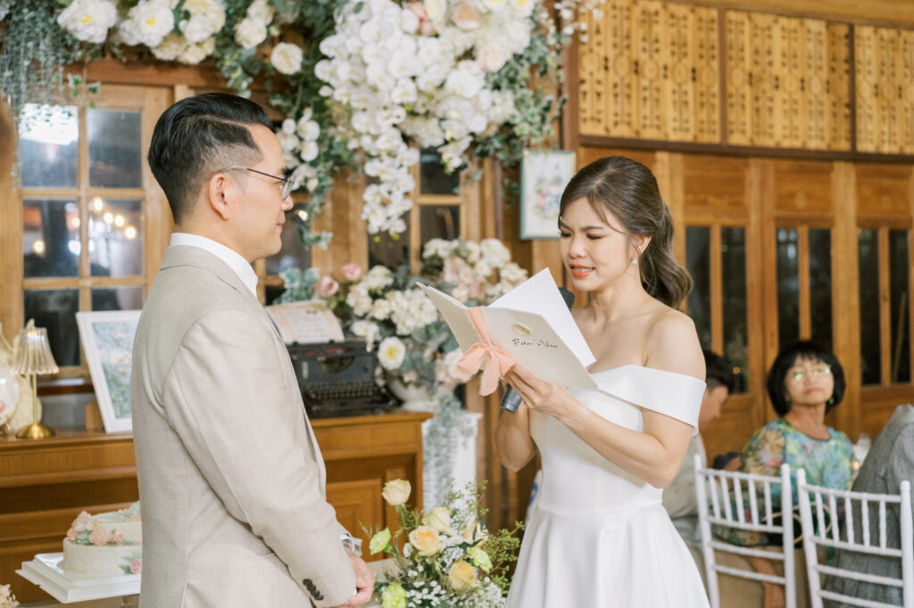 thai wedding photo at Maison de Mamie wedding venue, garden wedding, Thai wedding ceremony, Thailand wedding destination,
Thailand wedding venue