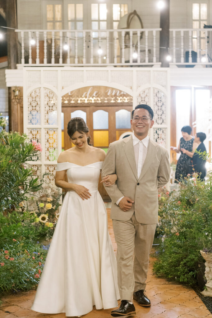 thai wedding photo at Maison de Mamie wedding venue, garden wedding, Thai wedding ceremony, Thailand wedding destination,
Thailand wedding venue