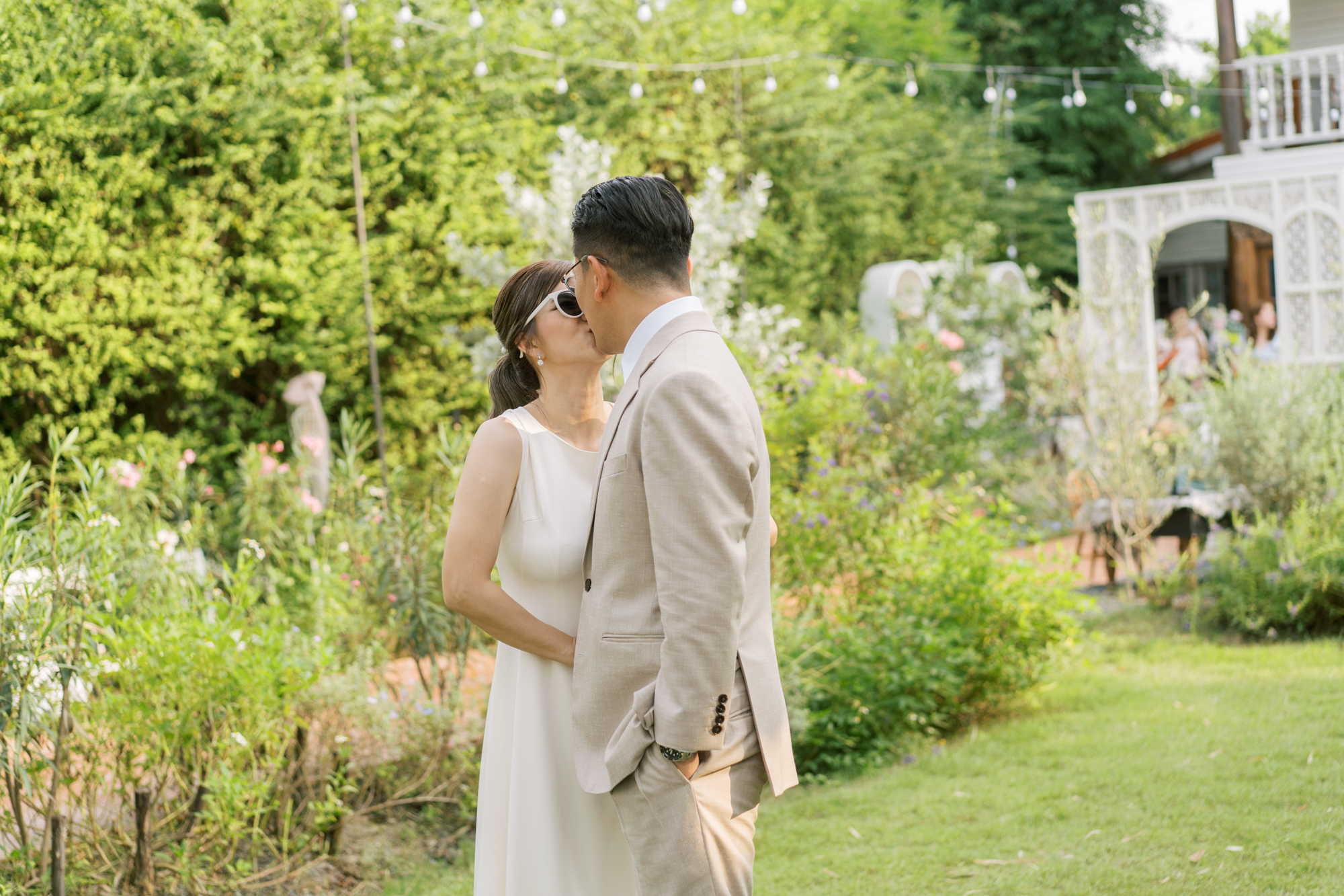 thai wedding photo at Maison de Mamie wedding venue, garden wedding, Thai wedding ceremony, Thailand wedding destination,
Thailand wedding venue