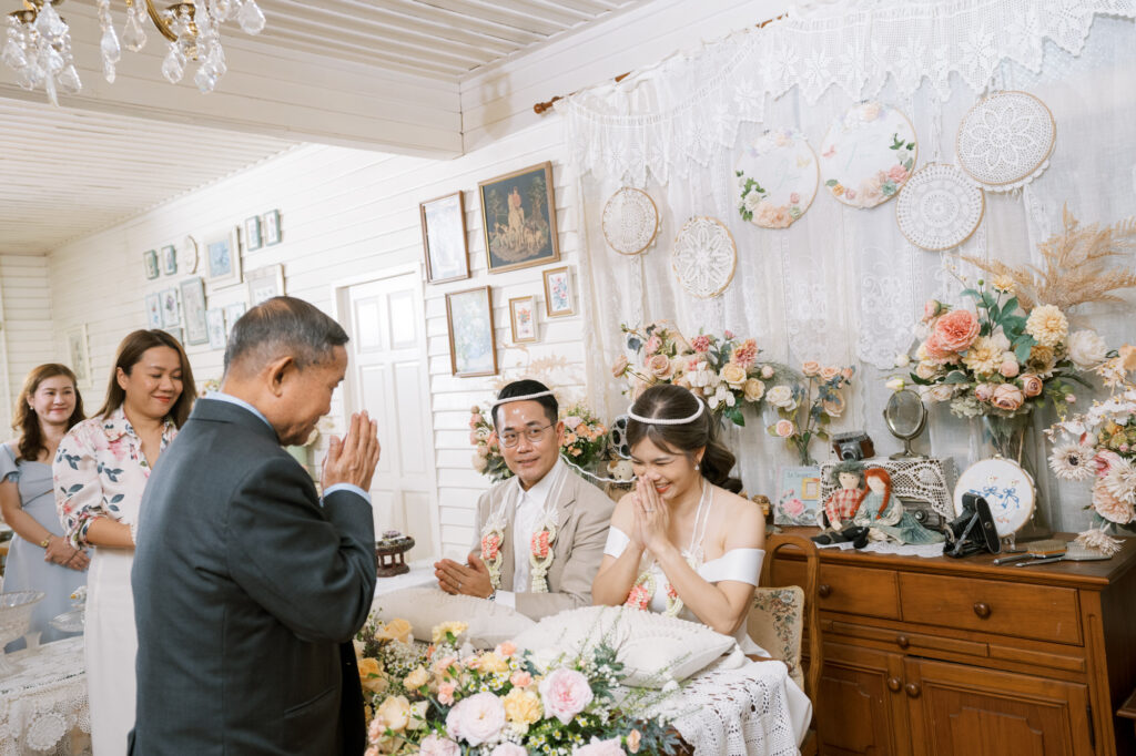 thai wedding photo at Maison de Mamie wedding venue, garden wedding, Thai wedding ceremony, Thailand wedding destination,
Thailand wedding venue