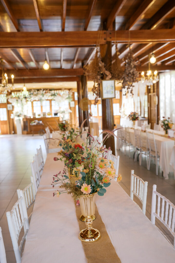 thai wedding photo at Maison de Mamie wedding venue, garden wedding, Thai wedding ceremony, Thailand wedding destination,
Thailand wedding venue, vintage wedding