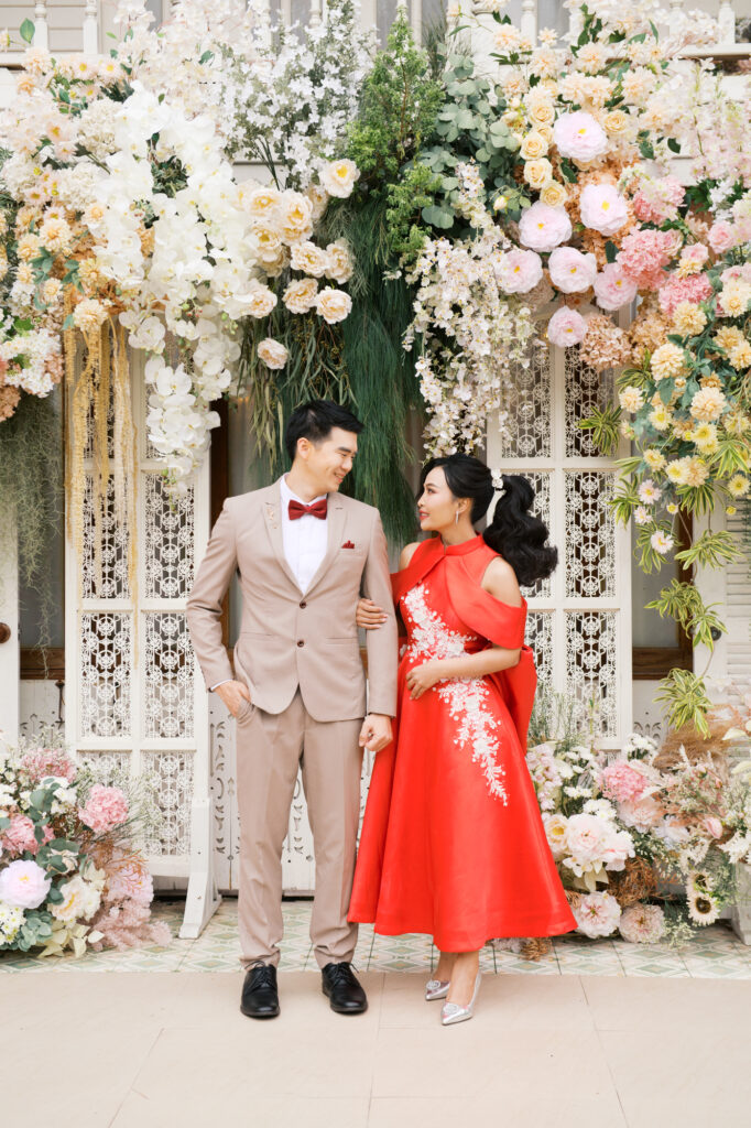 thai wedding photo at Maison de Mamie wedding venue, garden wedding, Thai wedding ceremony, Thailand wedding destination,
Thailand wedding venue, vintage wedding