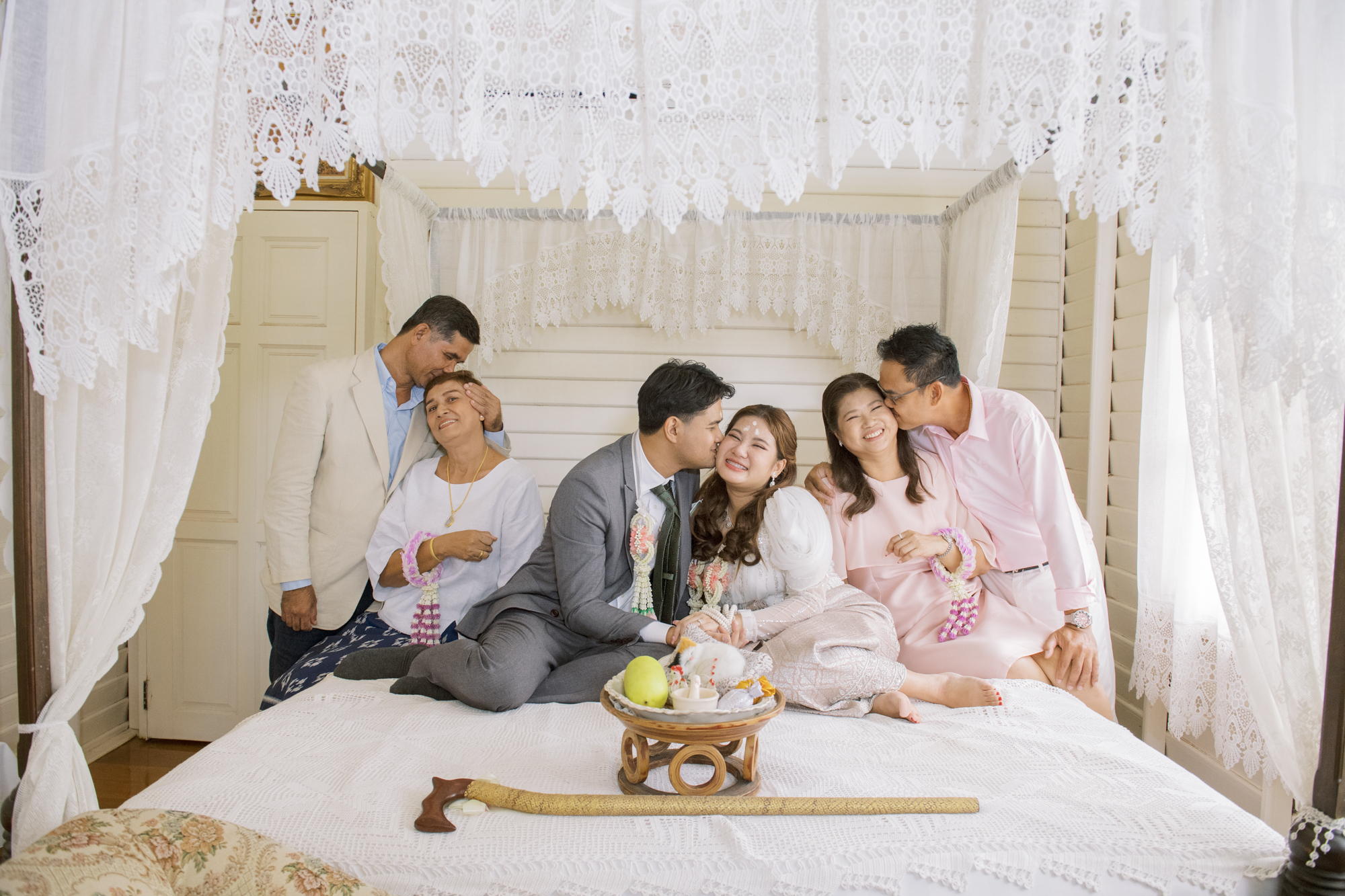 thai wedding photo at Maison de Mamie wedding venue