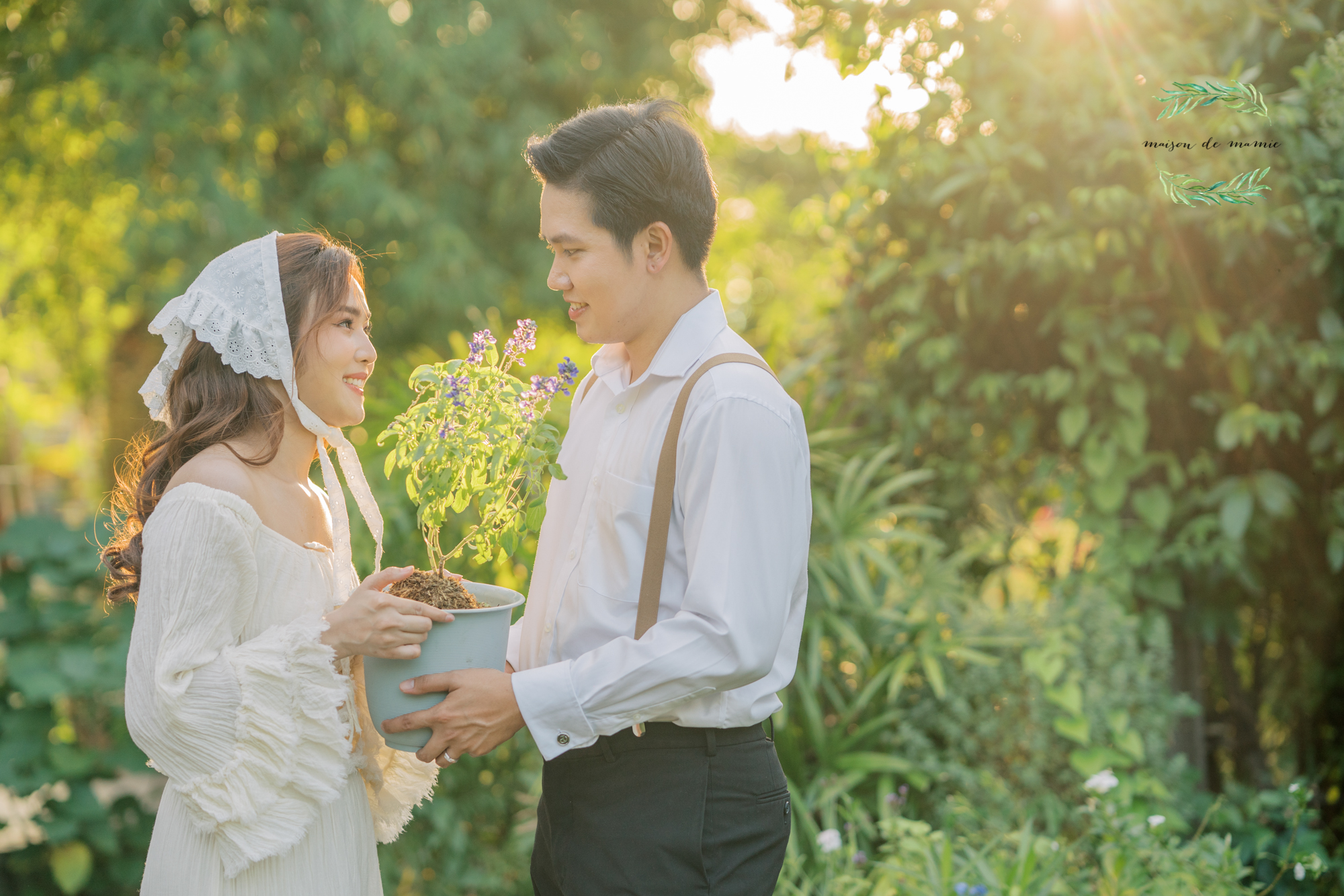 pre wedding photography, vintage wedding photo, garden wedding, maison de mamie wedding venue, wedding photography