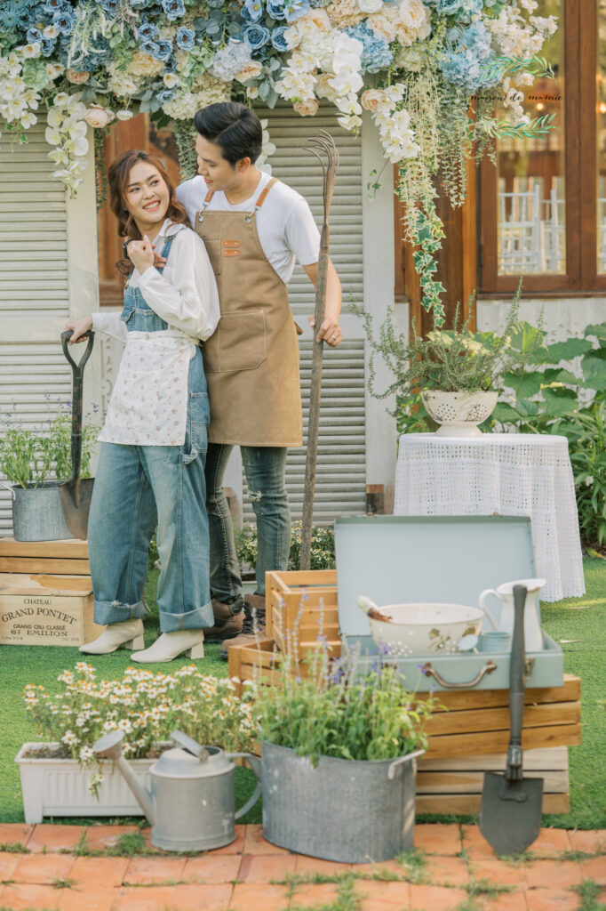 pre wedding photography, vintage wedding photo, garden wedding, maison de mamie wedding venue, wedding photography
