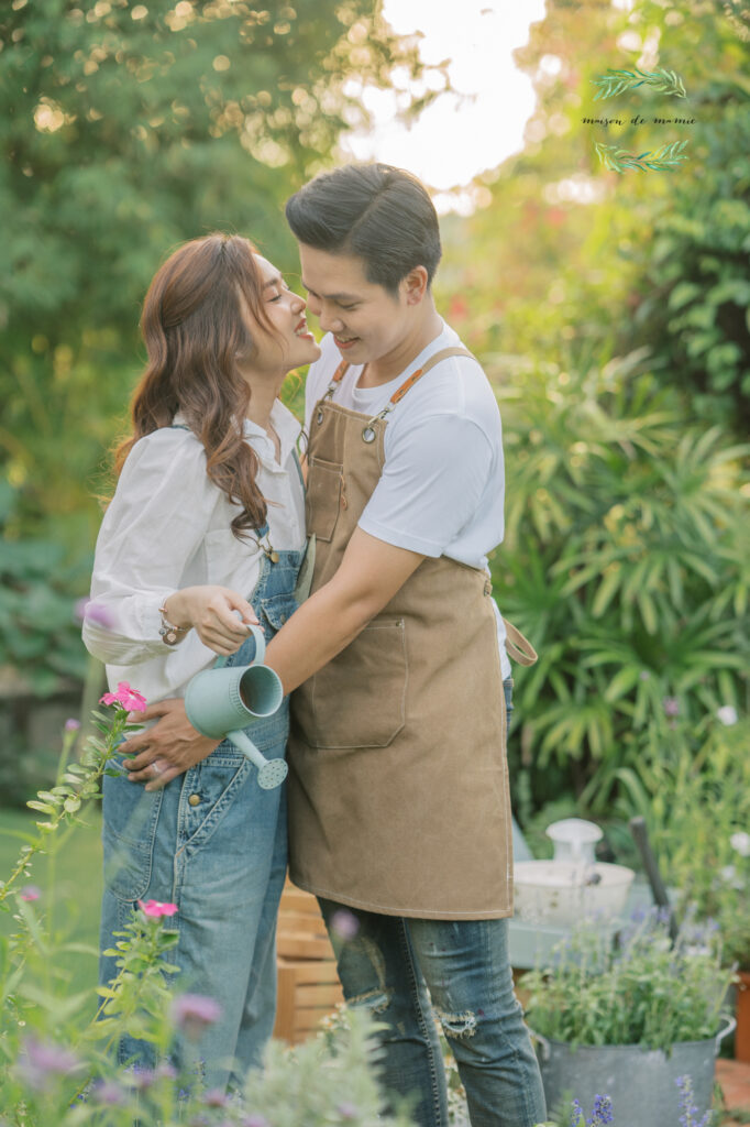 pre wedding photography, vintage wedding photo, garden wedding, maison de mamie wedding venue,  wedding photography