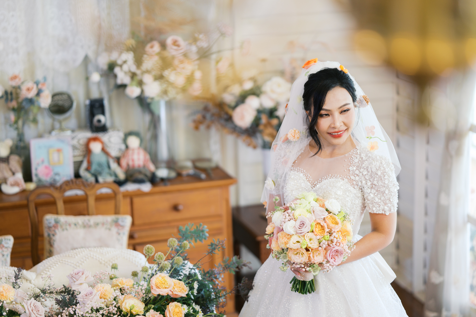 thai wedding photo at Maison de Mamie wedding venue, garden wedding, Thai wedding ceremony, Thailand wedding destination,
Thailand wedding venue, vintage wedding