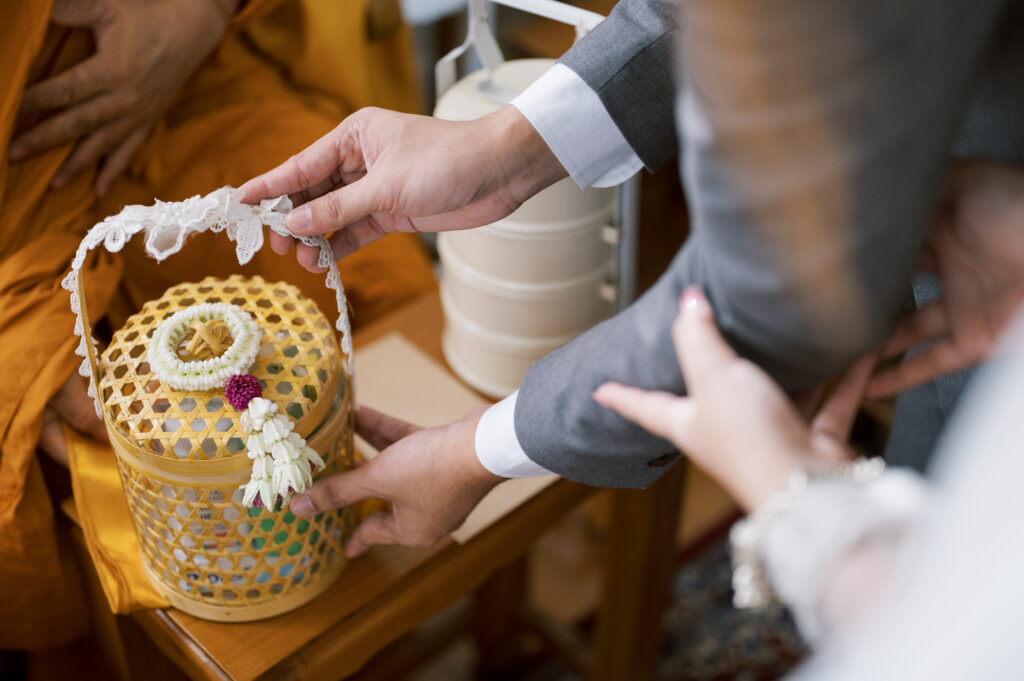 thai wedding photo at Maison de Mamie wedding venue