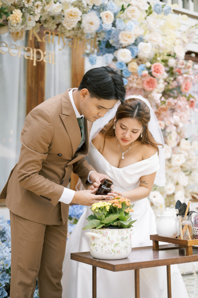 thai wedding photo at Maison de Mamie wedding venue