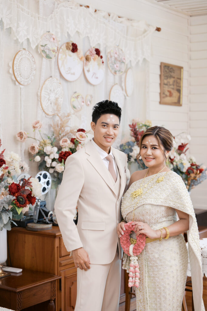 thai wedding photo at Maison de Mamie wedding venue, garden wedding, Thai wedding ceremony, Thailand wedding destination,
Thailand wedding venue, vintage wedding