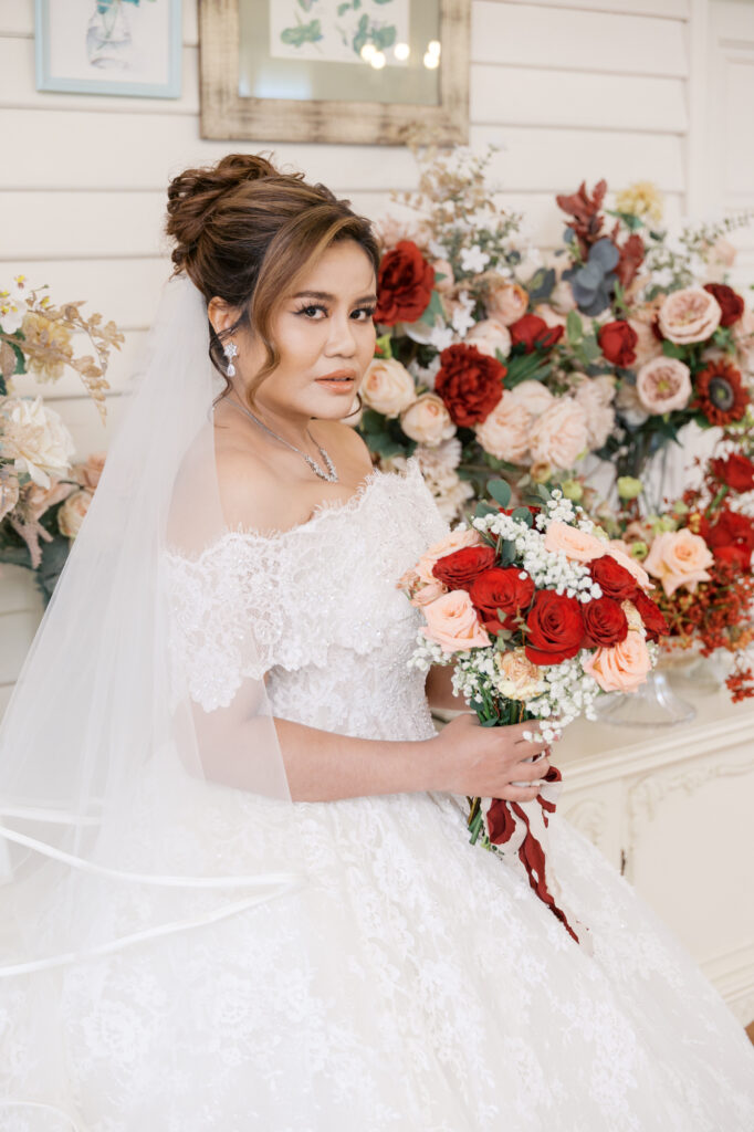 thai wedding photo at Maison de Mamie wedding venue, garden wedding, Thai wedding ceremony, Thailand wedding destination,
Thailand wedding venue, vintage wedding