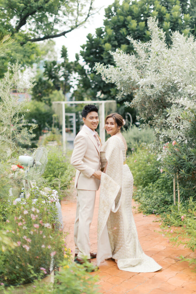 thai wedding photo at Maison de Mamie wedding venue, garden wedding, Thai wedding ceremony, Thailand wedding destination,
Thailand wedding venue, vintage wedding