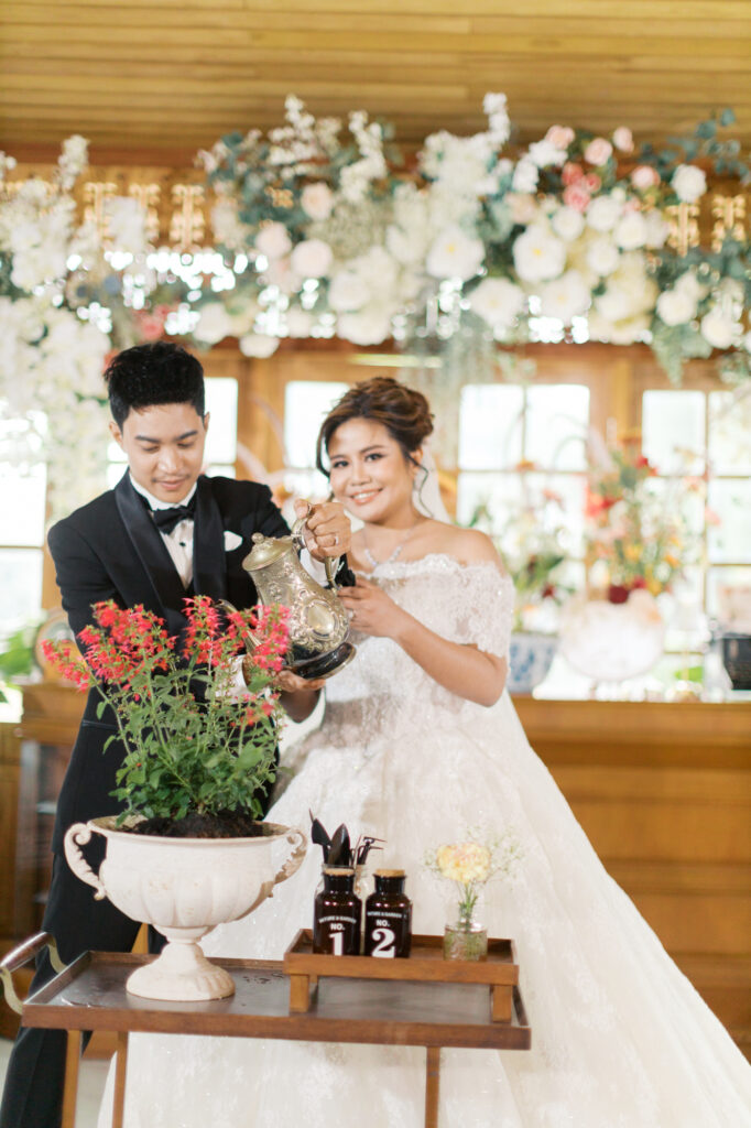 thai wedding photo at Maison de Mamie wedding venue, garden wedding, Thai wedding ceremony, Thailand wedding destination,
Thailand wedding venue, vintage wedding