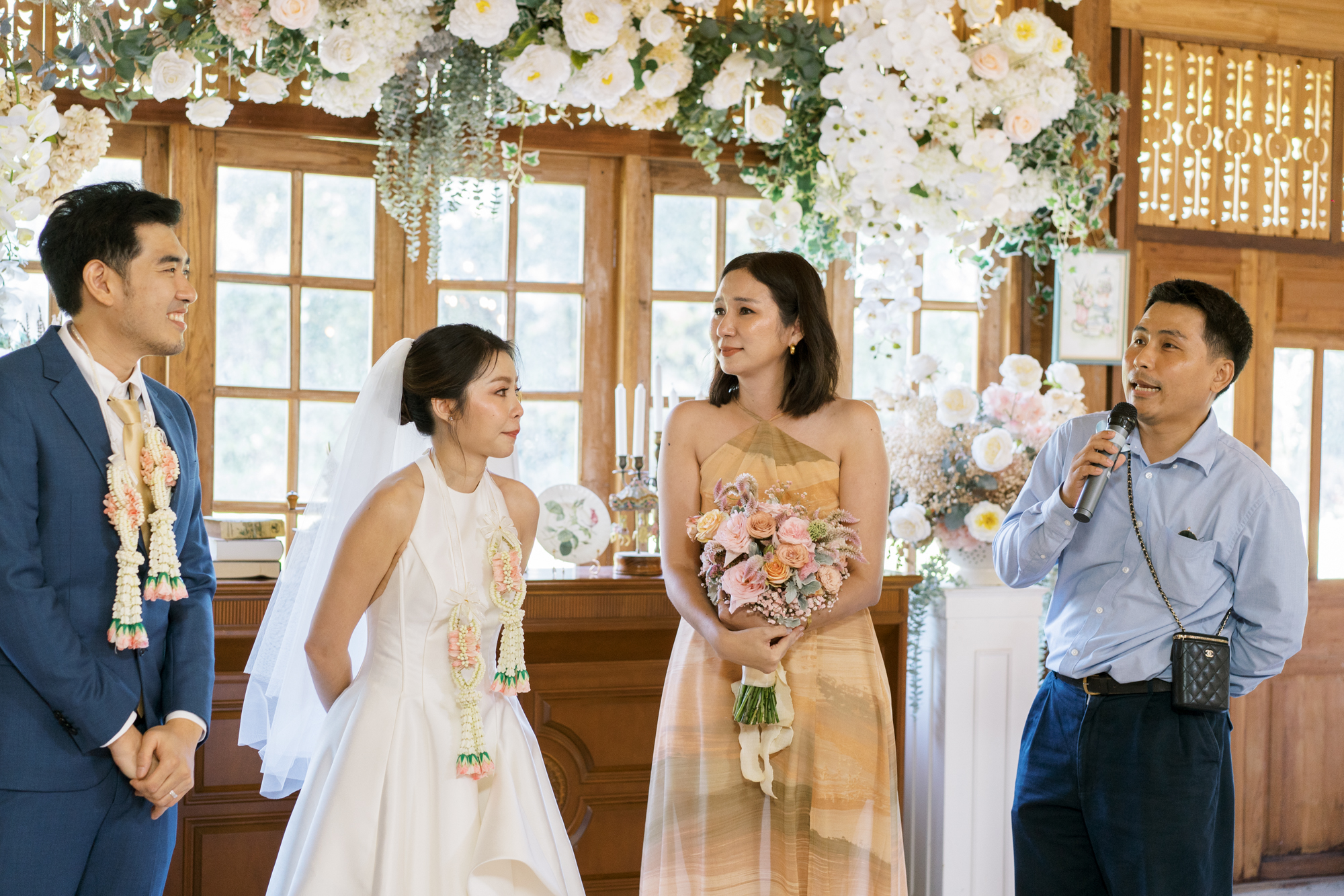 thai wedding photo at Maison de Mamie wedding venue, garden wedding, Thai wedding ceremony, Thailand wedding destination,
Thailand wedding venue, vintage wedding