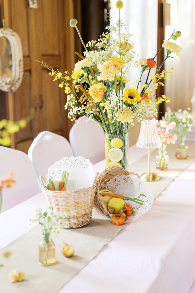 thai wedding photo at Maison de Mamie wedding venue, garden wedding, Thai wedding ceremony, Thailand wedding destination,
Thailand wedding venue, vintage wedding, thai-chinese wedding, wedding inter