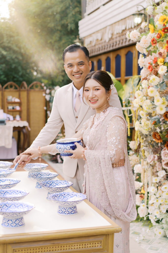 thai wedding photo at Maison de Mamie wedding venue, garden wedding, Thai wedding ceremony, Thailand wedding destination,
Thailand wedding venue, vintage wedding, thai-chinese wedding, wedding inter
