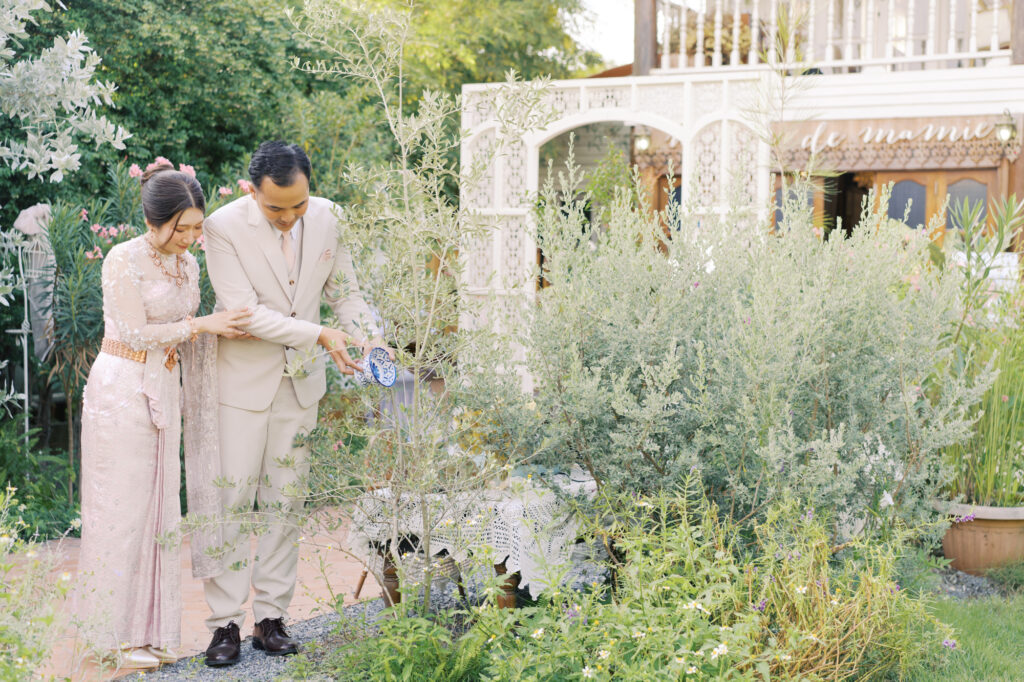 thai wedding photo at Maison de Mamie wedding venue, garden wedding, Thai wedding ceremony, Thailand wedding destination,
Thailand wedding venue, vintage wedding, thai-chinese wedding, wedding inter