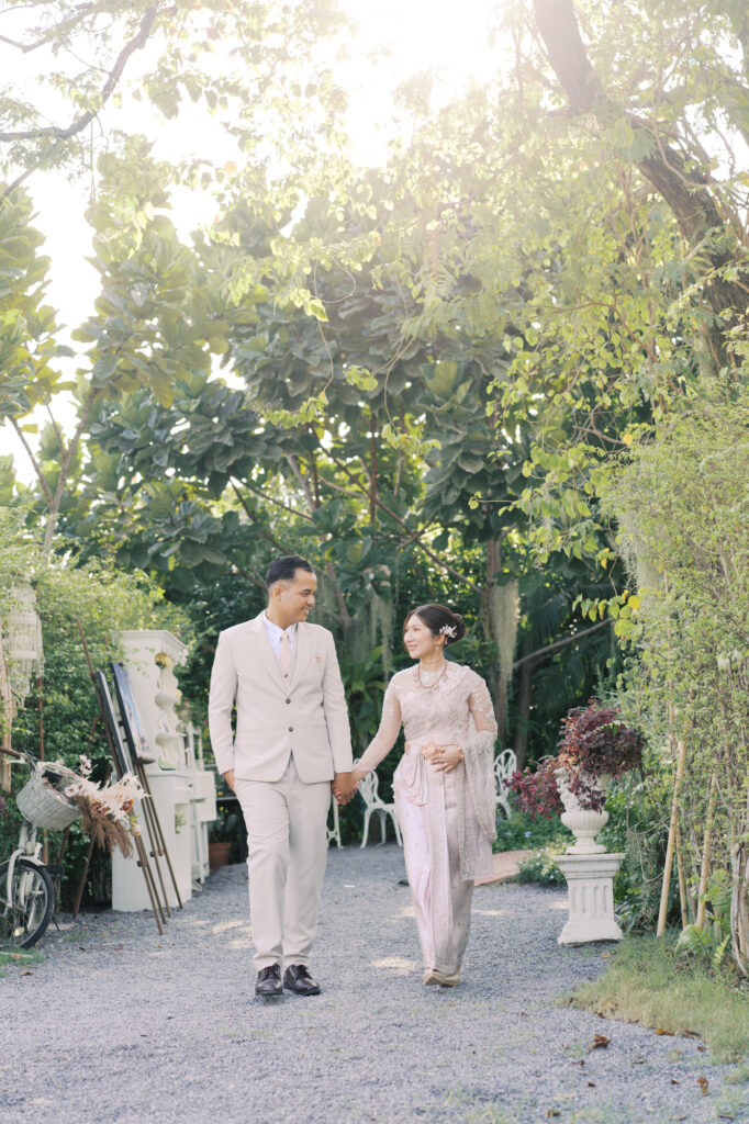 thai wedding photo at Maison de Mamie wedding venue, garden wedding, Thai wedding ceremony, Thailand wedding destination,
Thailand wedding venue, vintage wedding, thai-chinese wedding, wedding inter