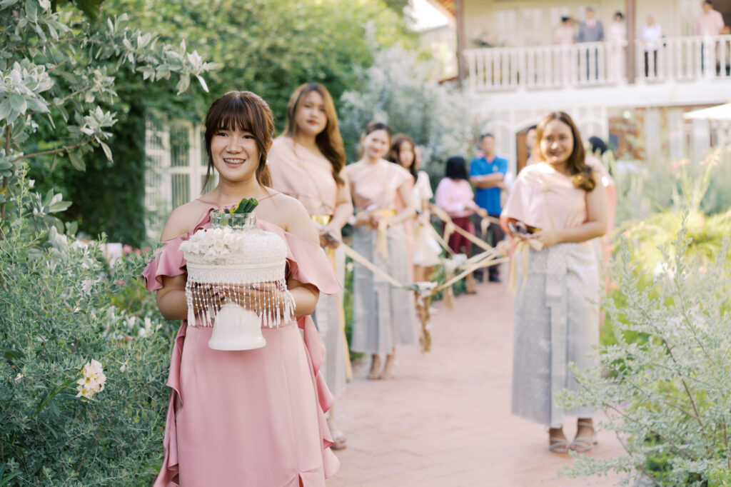thai wedding photo at Maison de Mamie wedding venue, garden wedding, Thai wedding ceremony, Thailand wedding destination,
Thailand wedding venue, vintage wedding, thai-chinese wedding, wedding inter