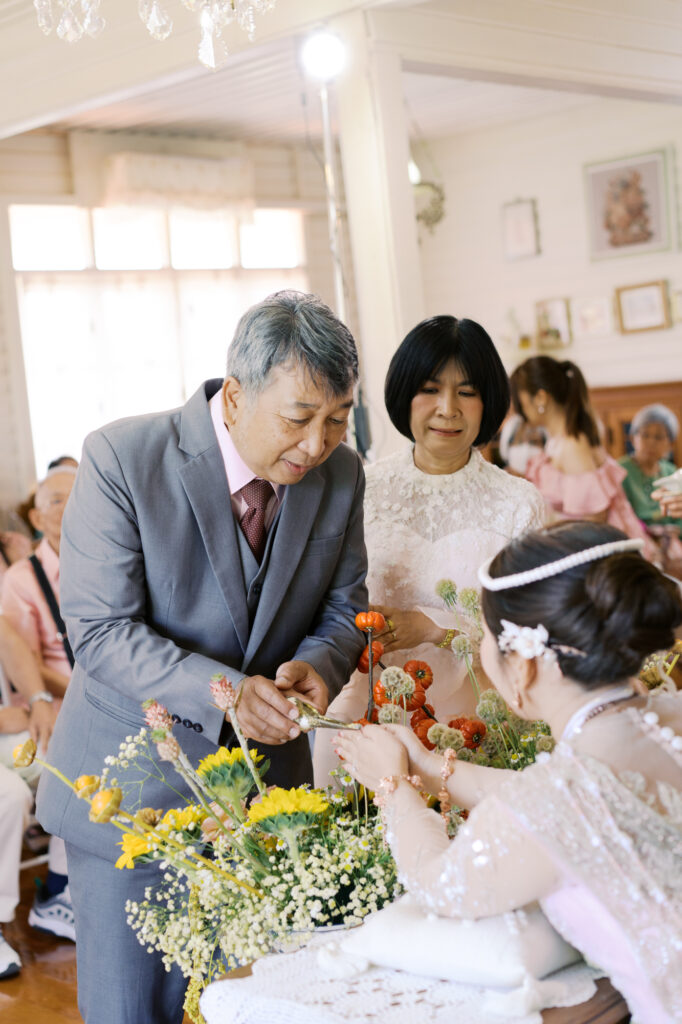 thai wedding photo at Maison de Mamie wedding venue, garden wedding, Thai wedding ceremony, Thailand wedding destination,
Thailand wedding venue, vintage wedding, thai-chinese wedding, wedding inter