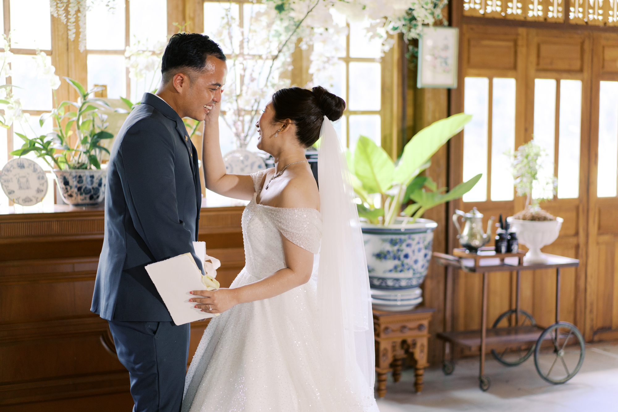 thai wedding photo at Maison de Mamie wedding venue, garden wedding, Thai wedding ceremony, Thailand wedding destination,
Thailand wedding venue, vintage wedding, thai-chinese wedding, wedding inter
