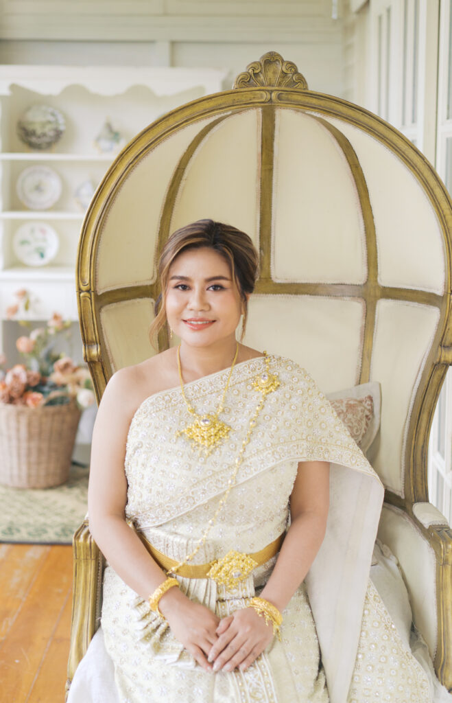 thai wedding photo at Maison de Mamie wedding venue, garden wedding, Thai wedding ceremony, Thailand wedding destination,
Thailand wedding venue, vintage wedding