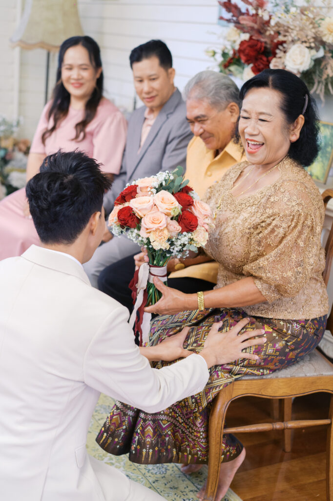 thai wedding photo at Maison de Mamie wedding venue, garden wedding, Thai wedding ceremony, Thailand wedding destination,
Thailand wedding venue, vintage wedding