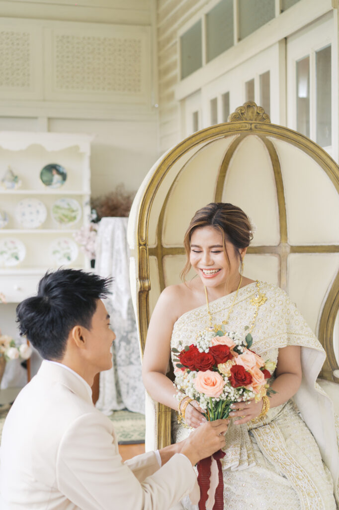thai wedding photo at Maison de Mamie wedding venue, garden wedding, Thai wedding ceremony, Thailand wedding destination,
Thailand wedding venue, vintage wedding