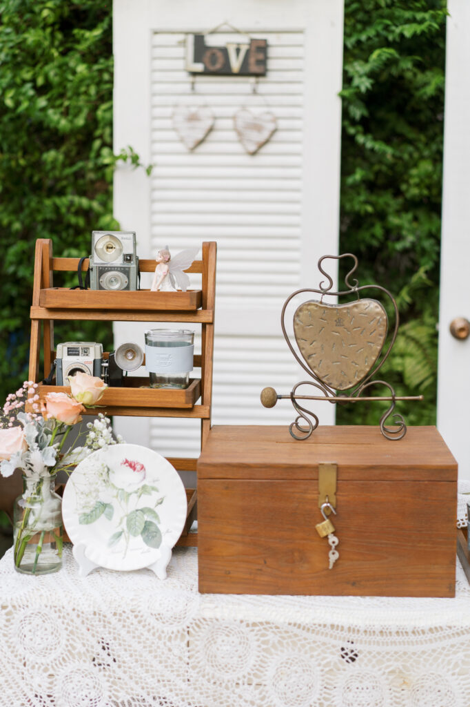 thai wedding photo at Maison de Mamie wedding venue, garden wedding, Thai wedding ceremony, Thailand wedding destination,
Thailand wedding venue, vintage wedding