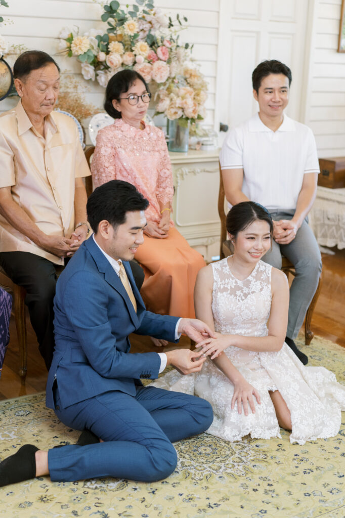 thai wedding photo at Maison de Mamie wedding venue, garden wedding, Thai wedding ceremony, Thailand wedding destination,
Thailand wedding venue, vintage wedding