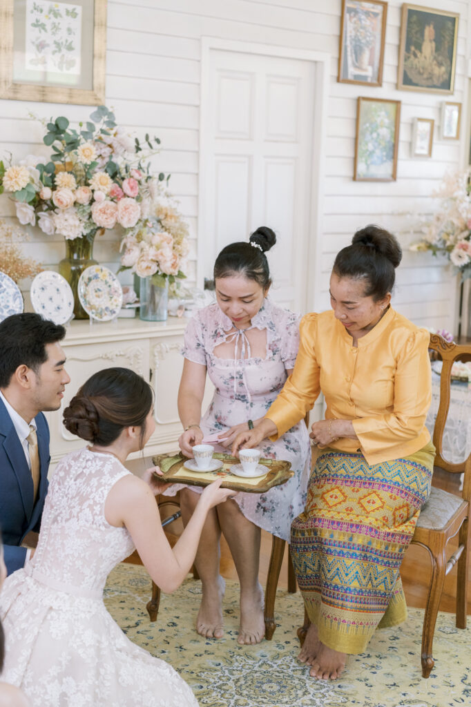 thai wedding photo at Maison de Mamie wedding venue, garden wedding, Thai wedding ceremony, Thailand wedding destination,
Thailand wedding venue, vintage wedding
