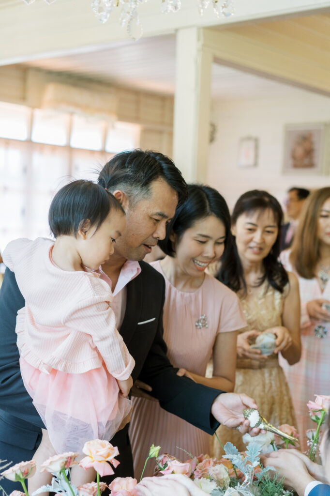 thai wedding photo at Maison de Mamie wedding venue, garden wedding, Thai wedding ceremony, Thailand wedding destination,
Thailand wedding venue, vintage wedding