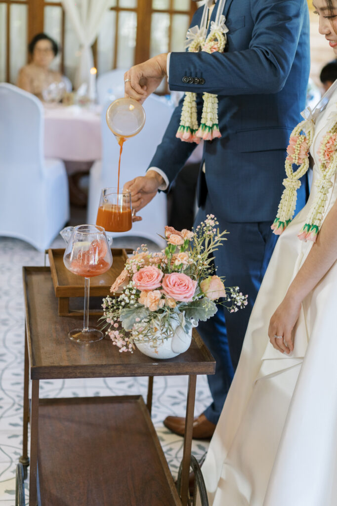 thai wedding photo at Maison de Mamie wedding venue, garden wedding, Thai wedding ceremony, Thailand wedding destination,
Thailand wedding venue, vintage wedding