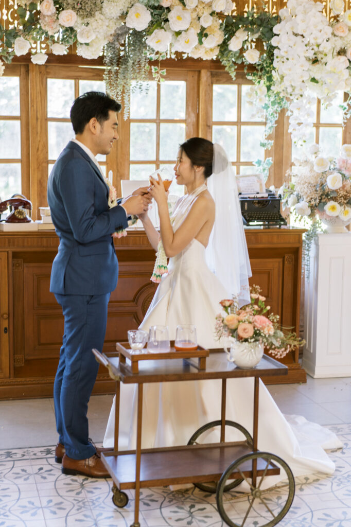 thai wedding photo at Maison de Mamie wedding venue, garden wedding, Thai wedding ceremony, Thailand wedding destination,
Thailand wedding venue, vintage wedding
