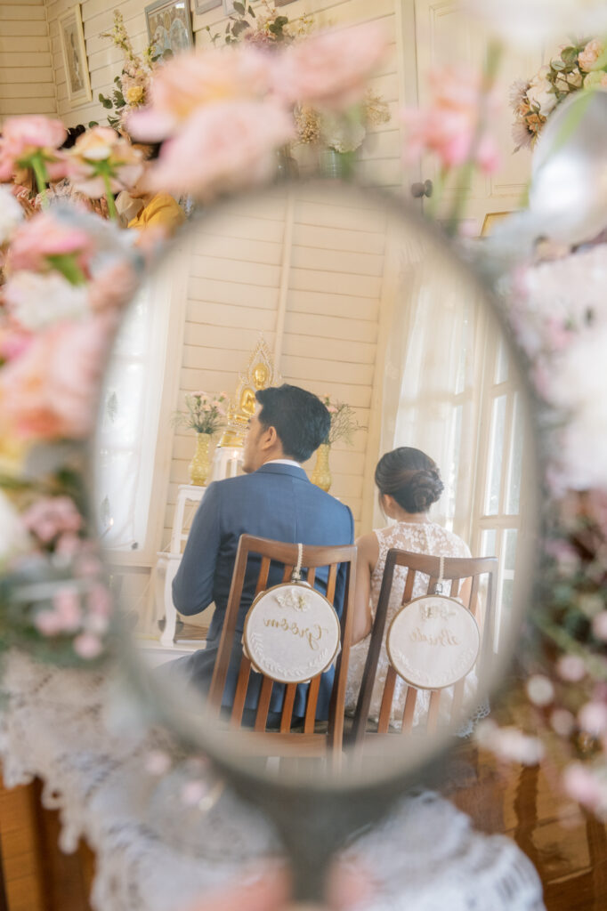 thai wedding photo at Maison de Mamie wedding venue, garden wedding, Thai wedding ceremony, Thailand wedding destination,
Thailand wedding venue, vintage wedding