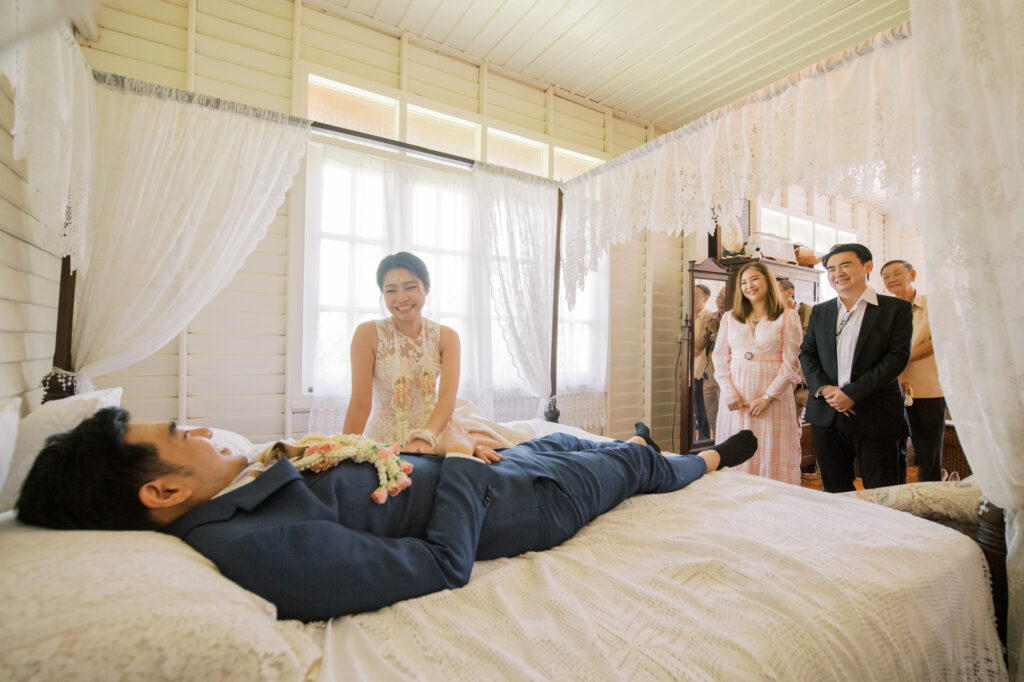 thai wedding photo at Maison de Mamie wedding venue, garden wedding, Thai wedding ceremony, Thailand wedding destination,
Thailand wedding venue, vintage wedding