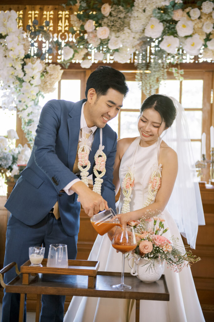 thai wedding photo at Maison de Mamie wedding venue, garden wedding, Thai wedding ceremony, Thailand wedding destination,
Thailand wedding venue, vintage wedding
