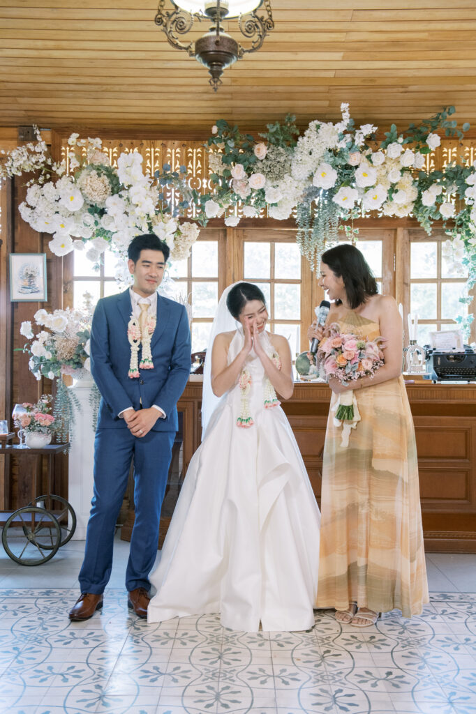 thai wedding photo at Maison de Mamie wedding venue, garden wedding, Thai wedding ceremony, Thailand wedding destination,
Thailand wedding venue, vintage wedding