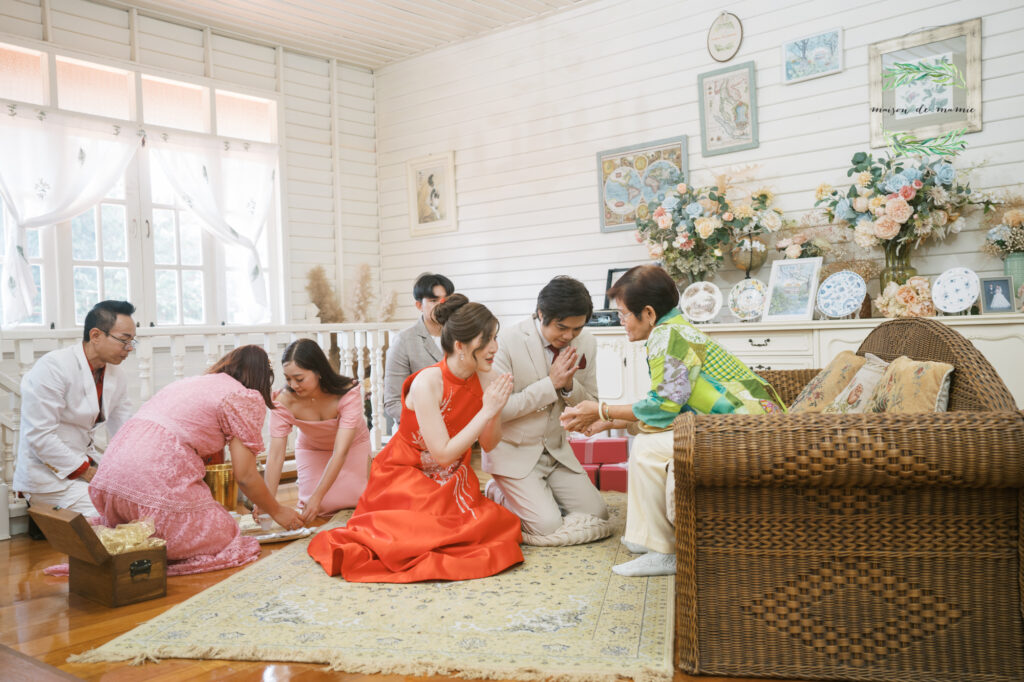 thai wedding photo at Maison de Mamie wedding venue, garden wedding, Thai wedding ceremony, Thailand wedding destination,
Thailand wedding venue, vintage wedding