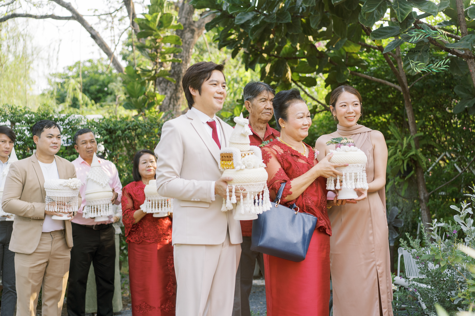 thai wedding photo at Maison de Mamie wedding venue, garden wedding, Thai wedding ceremony, Thailand wedding destination,
Thailand wedding venue, vintage wedding