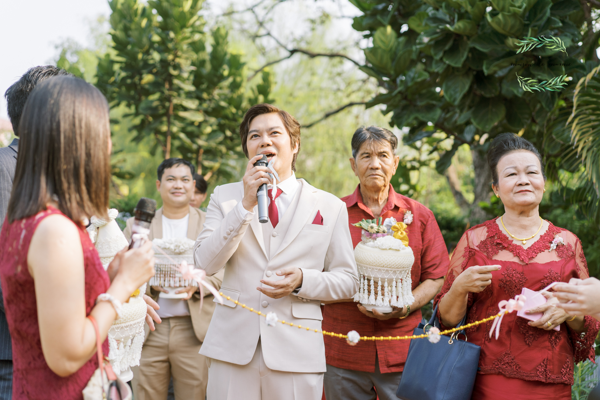 thai wedding photo at Maison de Mamie wedding venue, garden wedding, Thai wedding ceremony, Thailand wedding destination,
Thailand wedding venue, vintage wedding